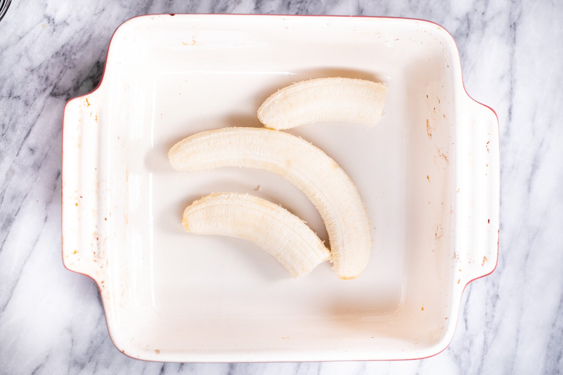 bananas in a casserole dish