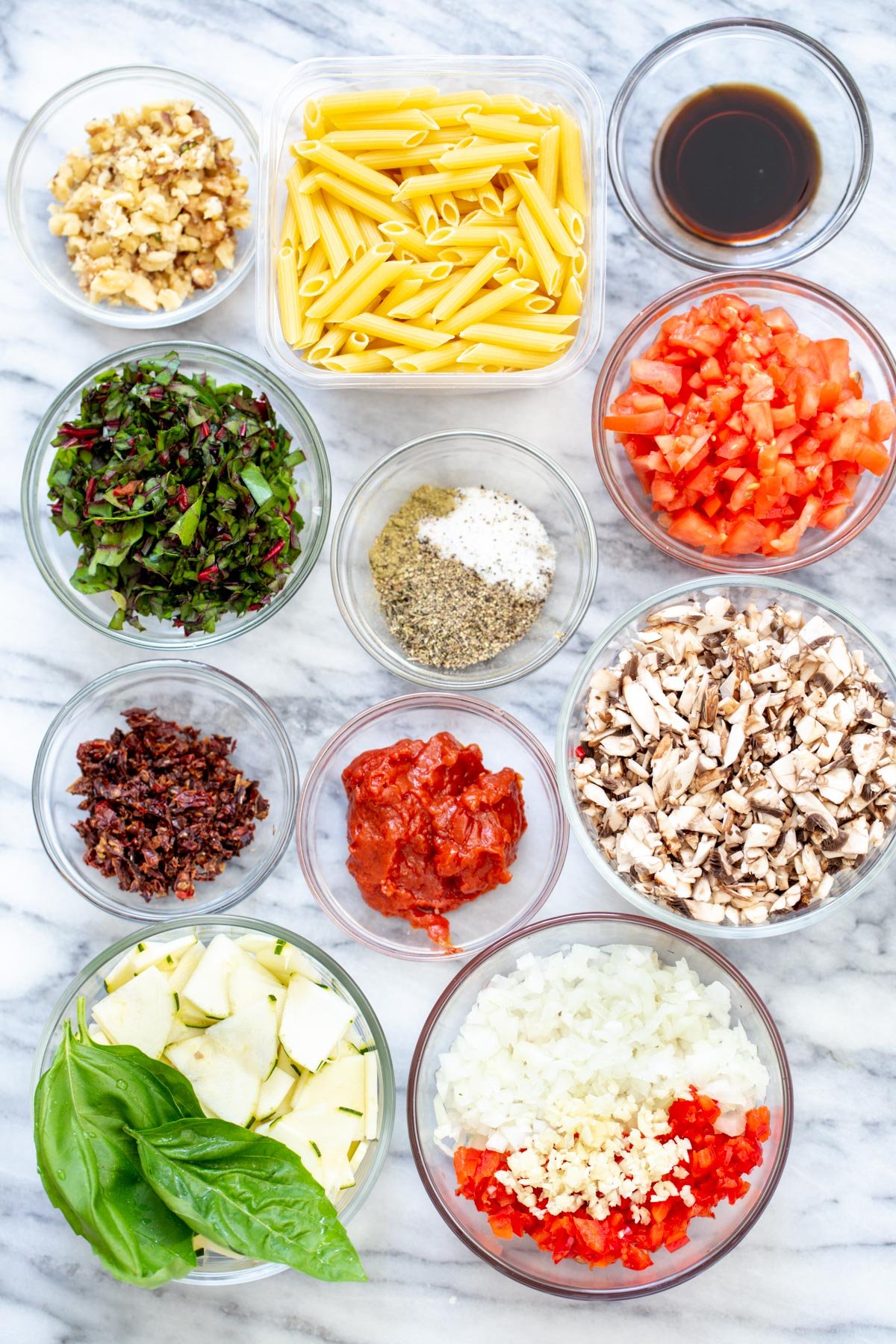veggie pasta ingredients needed for making vegan veggie pasta