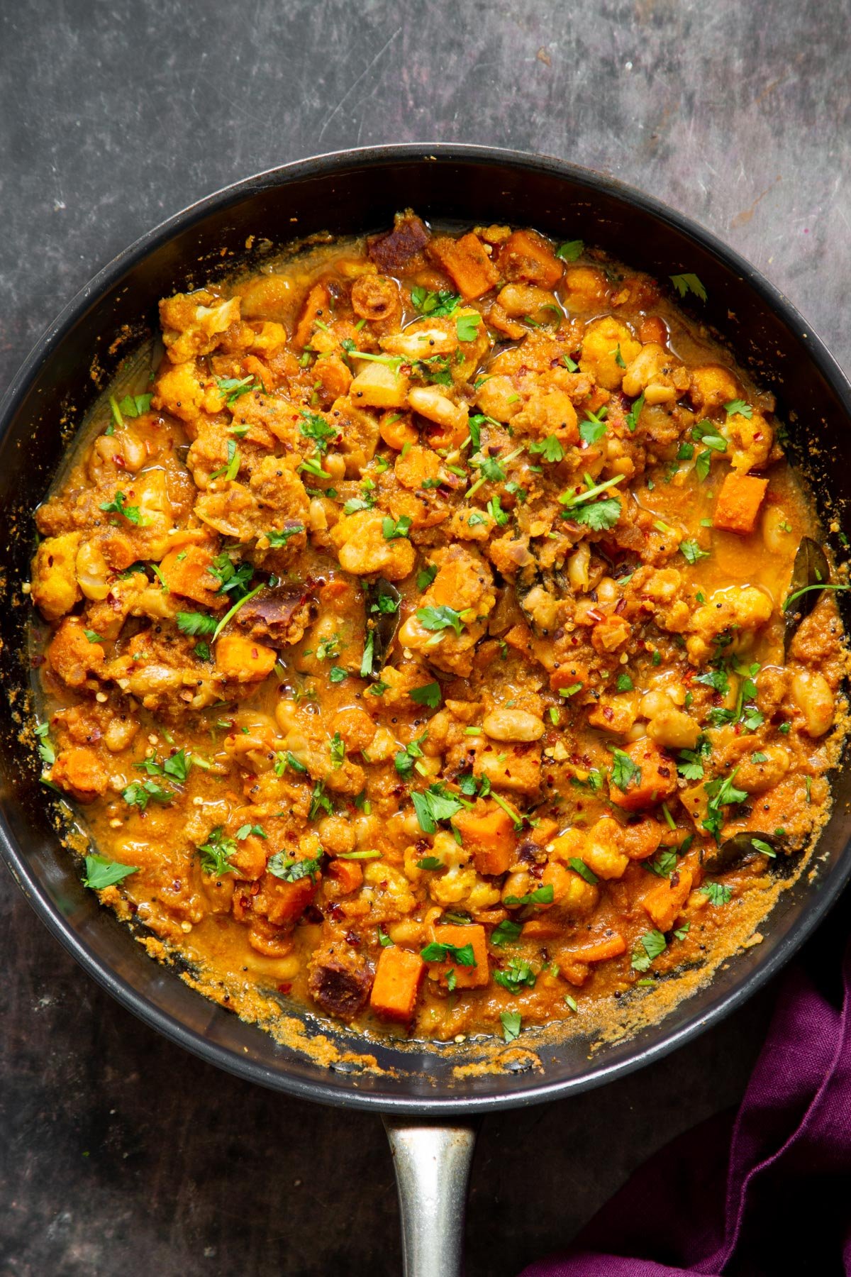 vegan malabar curry in a black skillet