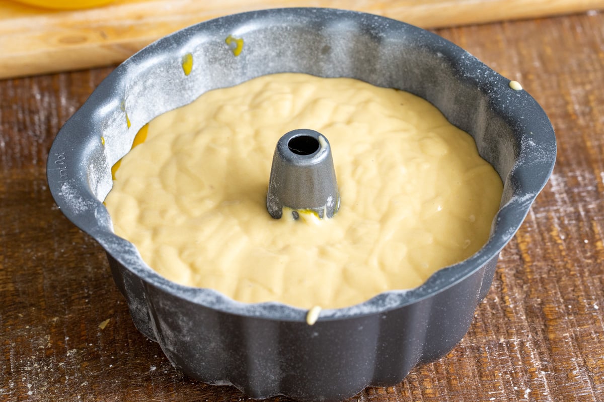 bundt cake with cake batter