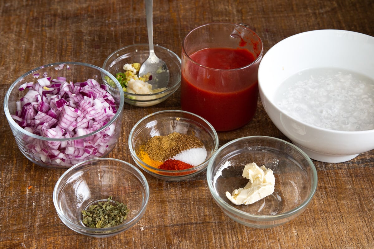 ingredients for making vegan chicken changezi sauce