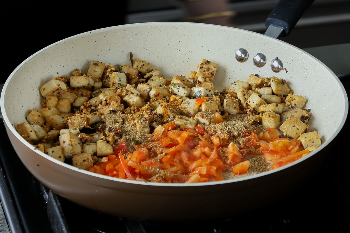 tofu and veggies after cooking them