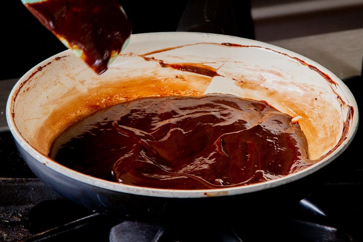 chocolate topping in the pan, after melting