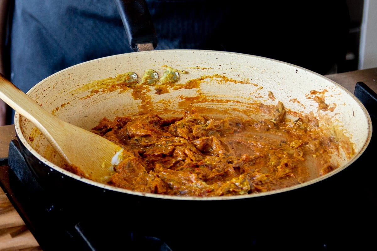 sauce after mixing in the tomato and yogurt