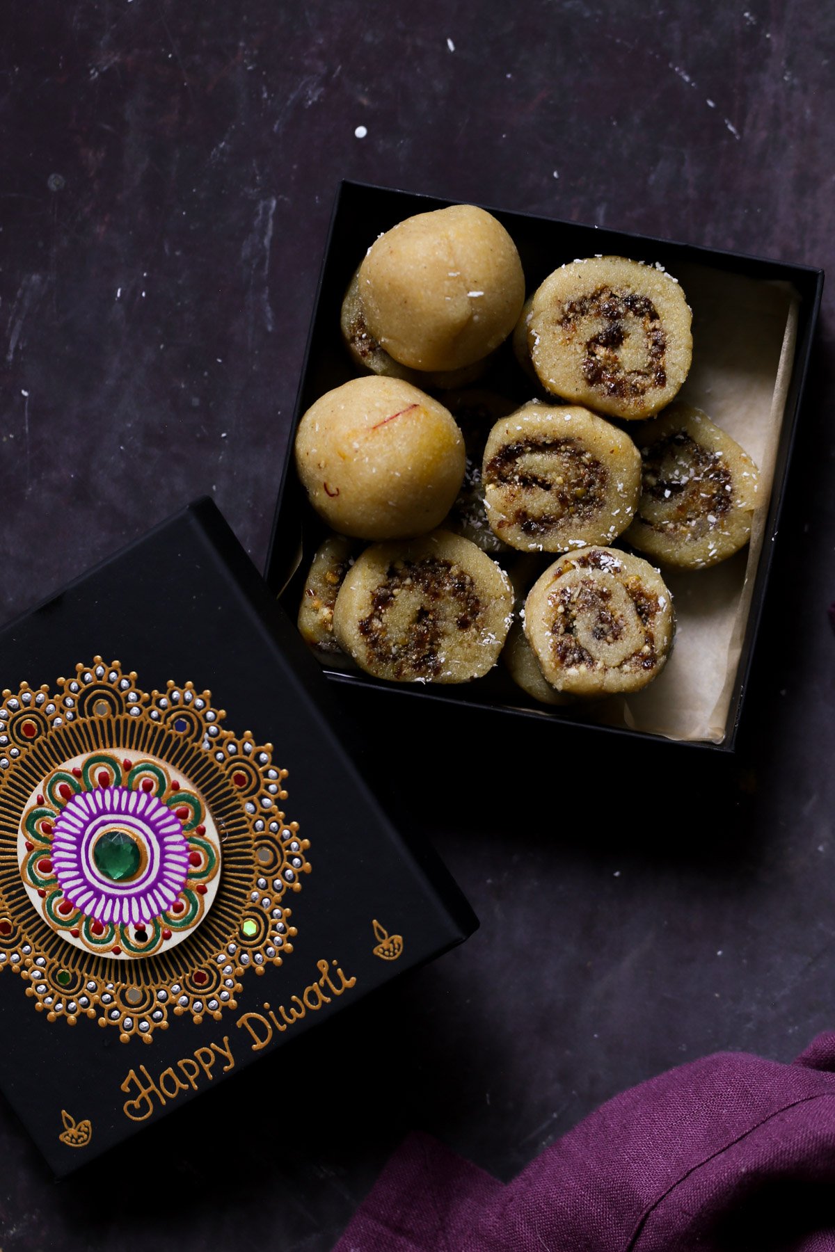 gujiya peda in a Diwali gift box that's open