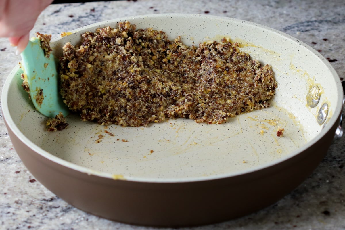 gujiya mixture, after mixing with the custard