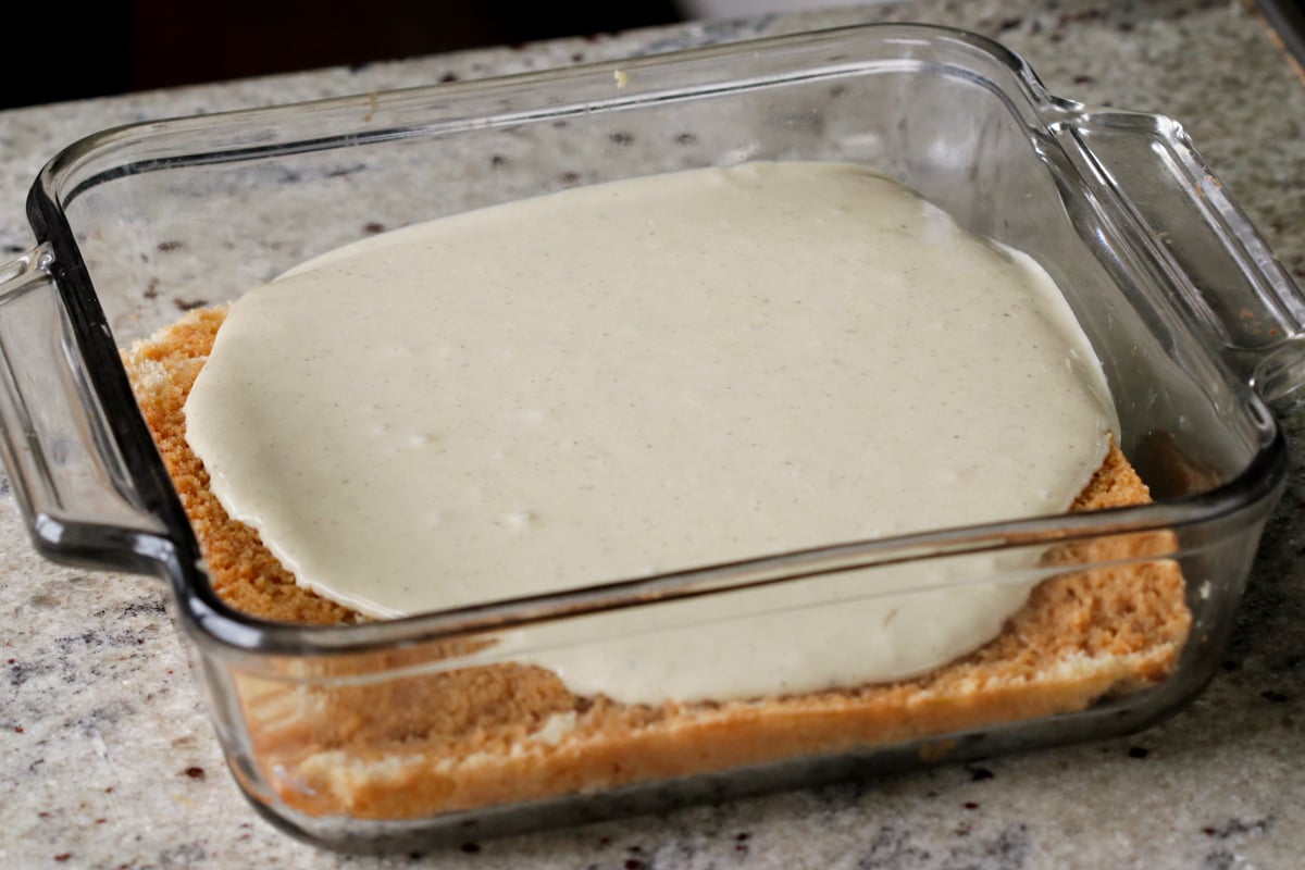 adding the first layer of kulfi cream