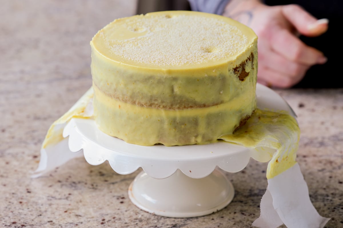 cake on the serving tray before frosting