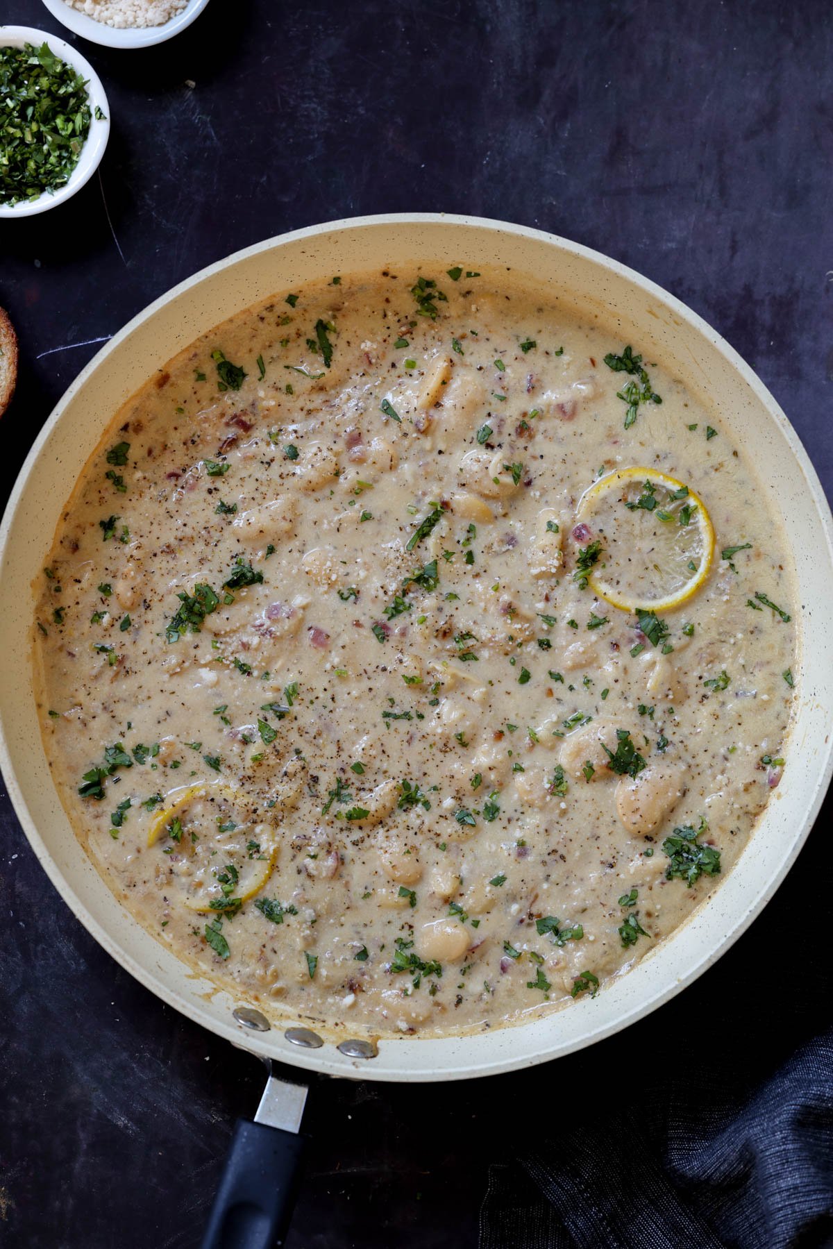 lemon garlic butter beans in a pan