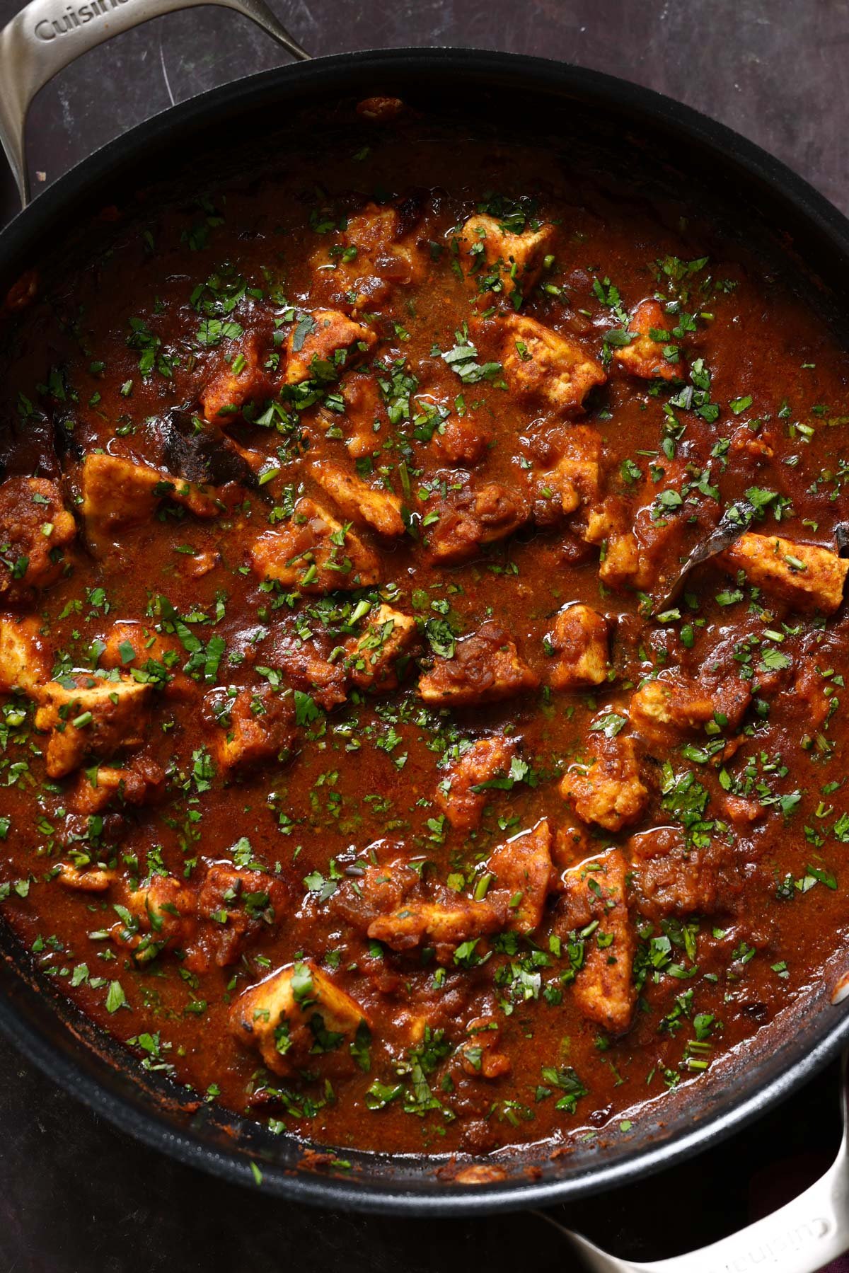malvani chicken curry in the pan after cooking