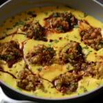 close-up of a pan of pan of kadhi pakora