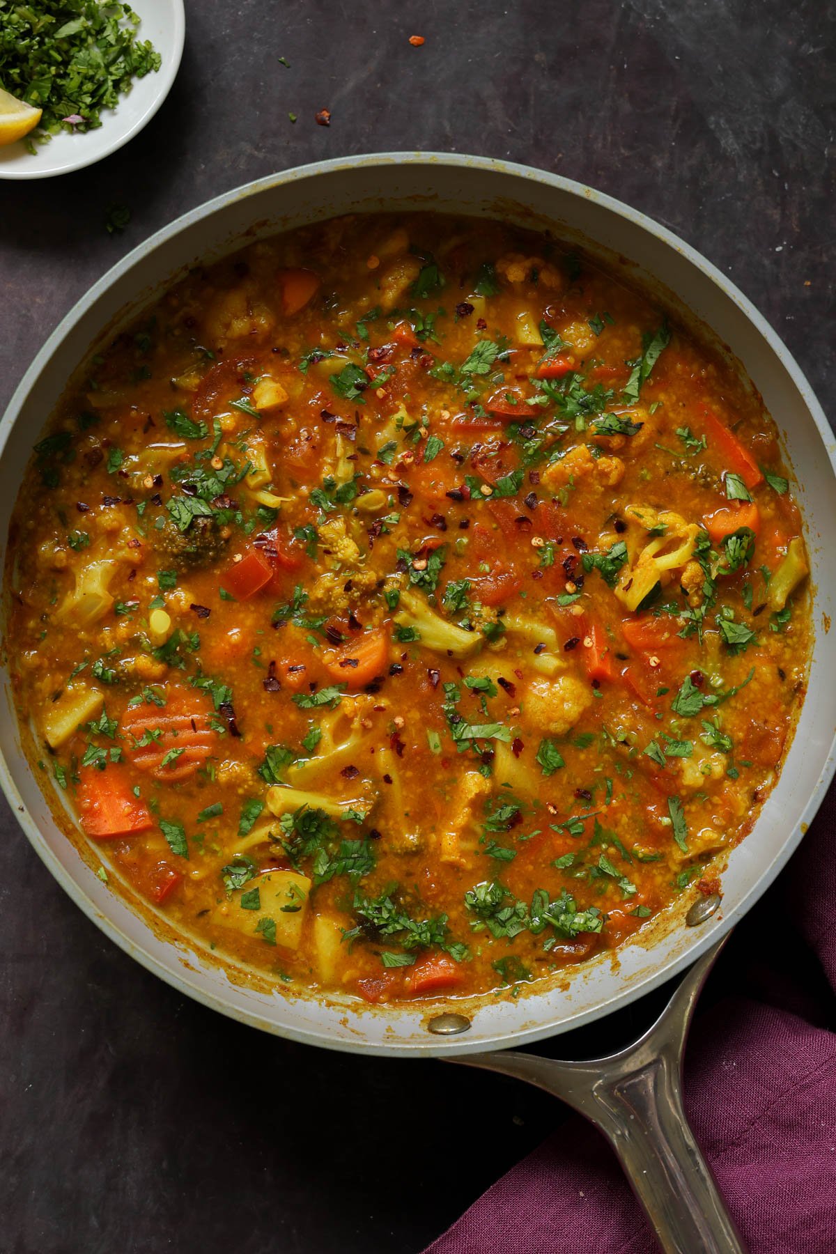 Sindhi kadhi in the pan after cooking