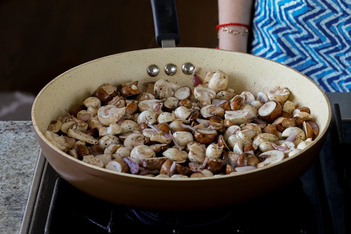 mushrooms after partially cooking