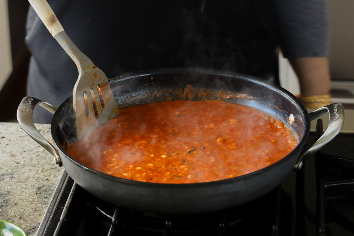 butter chicken sauce after mixing