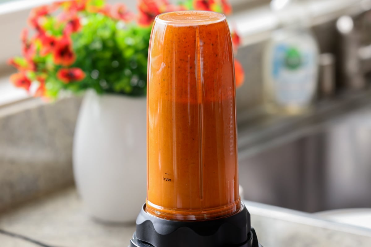 blending the spice paste