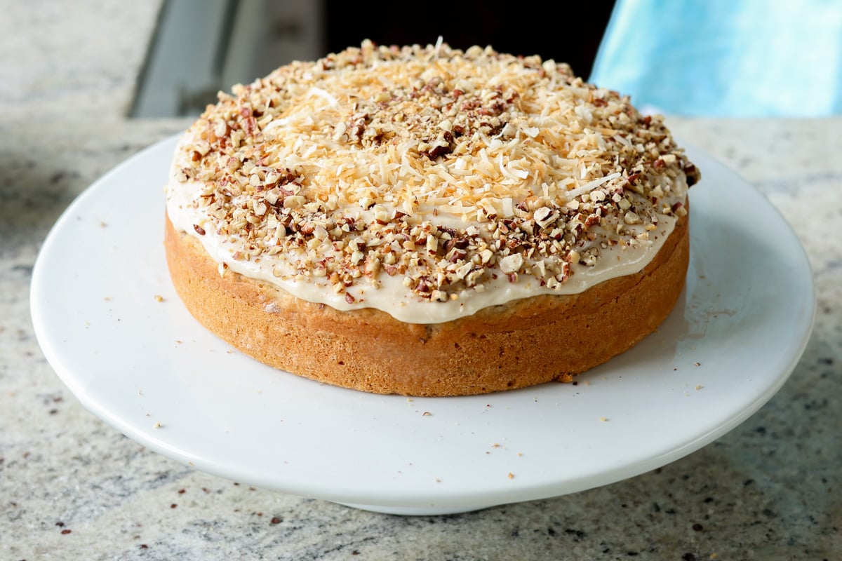 Italian wedding cake, after adding the toppings